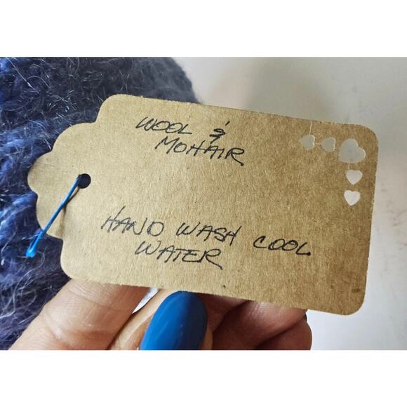 Mohair n Wool Blue twist chains Beanie NWT handmade. Never used. Warm. Soft. - Picture 4 of 12